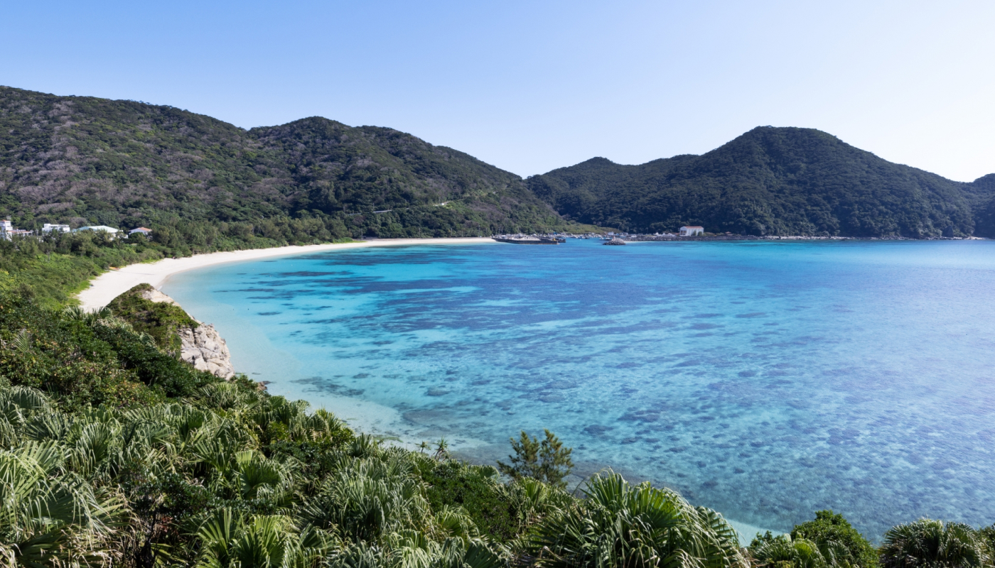 海と島